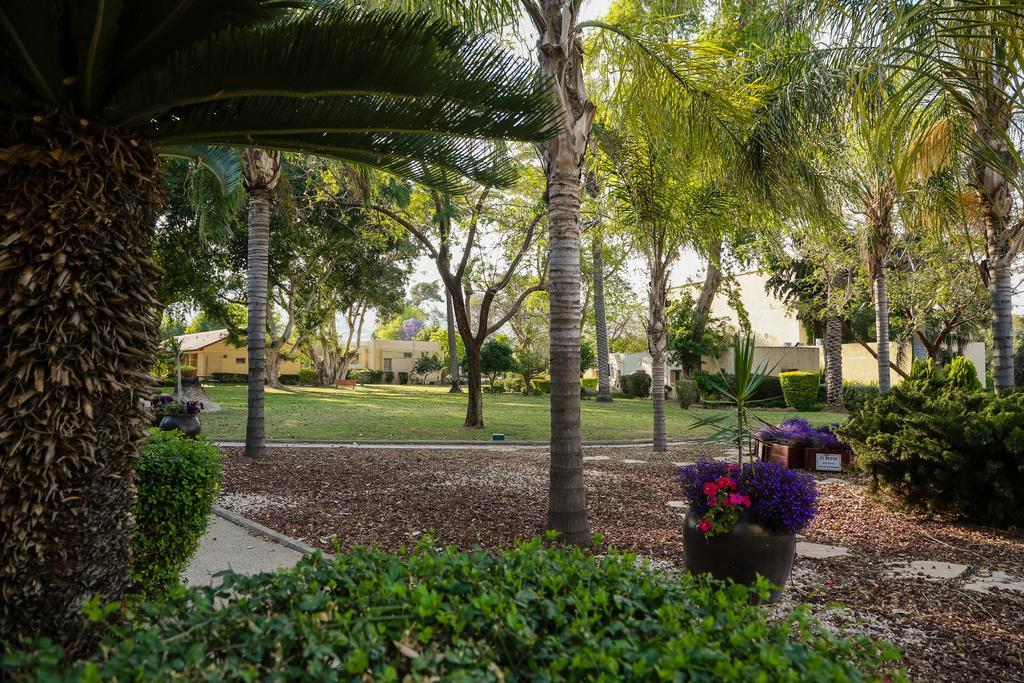 Ohalo Manor Hotel Kinneret Bagian luar foto