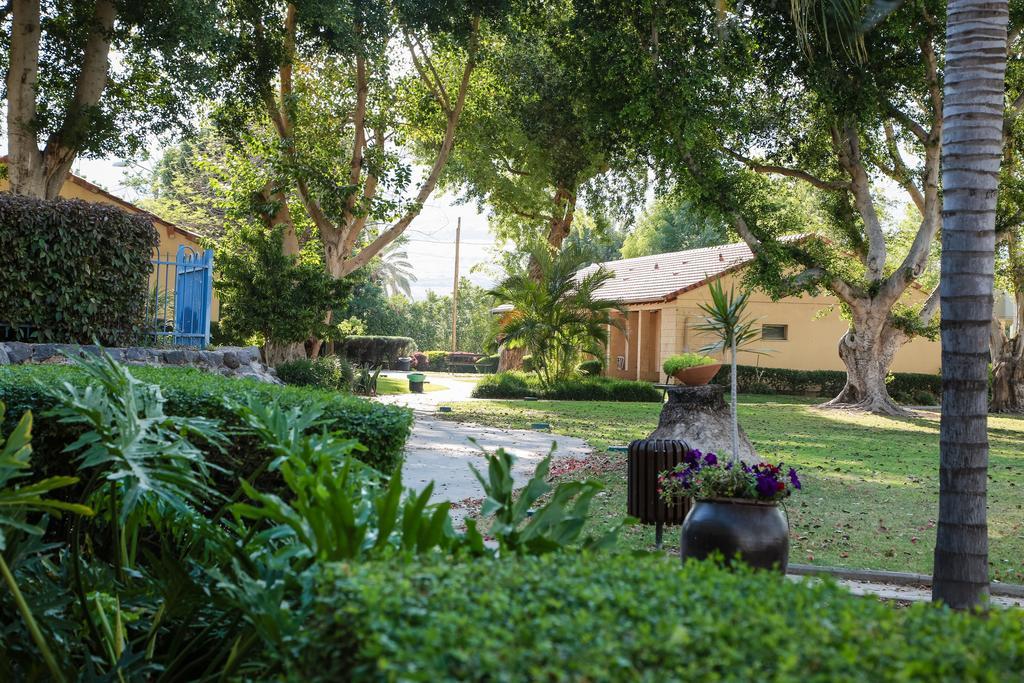 Ohalo Manor Hotel Kinneret Bagian luar foto