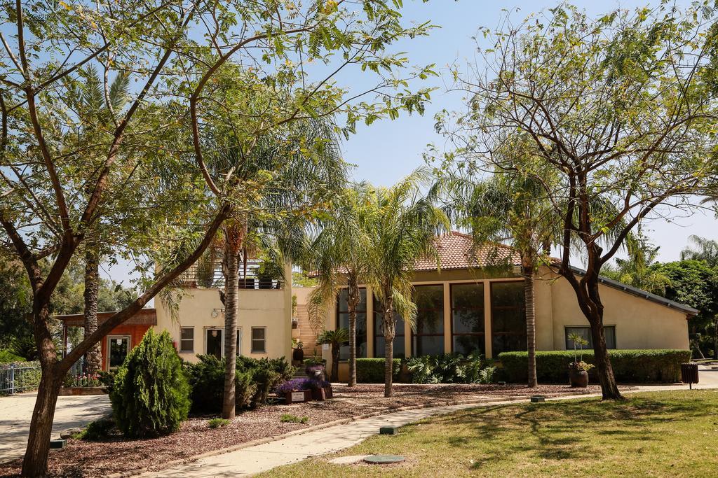 Ohalo Manor Hotel Kinneret Bagian luar foto