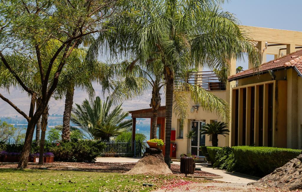 Ohalo Manor Hotel Kinneret Bagian luar foto