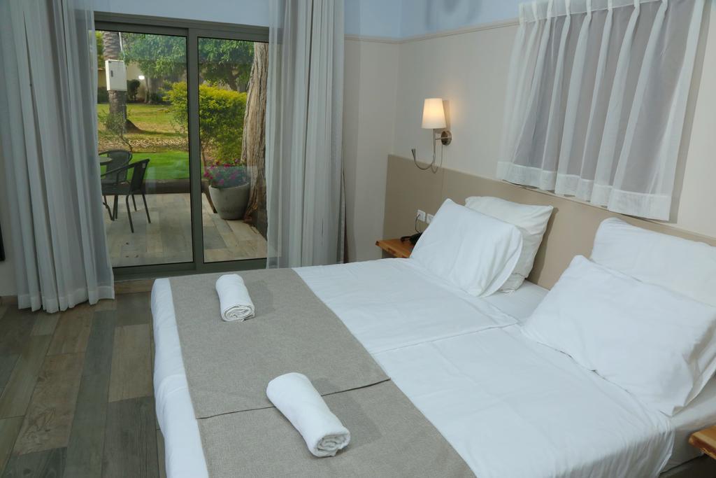 Ohalo Manor Hotel Kinneret Ruang foto
