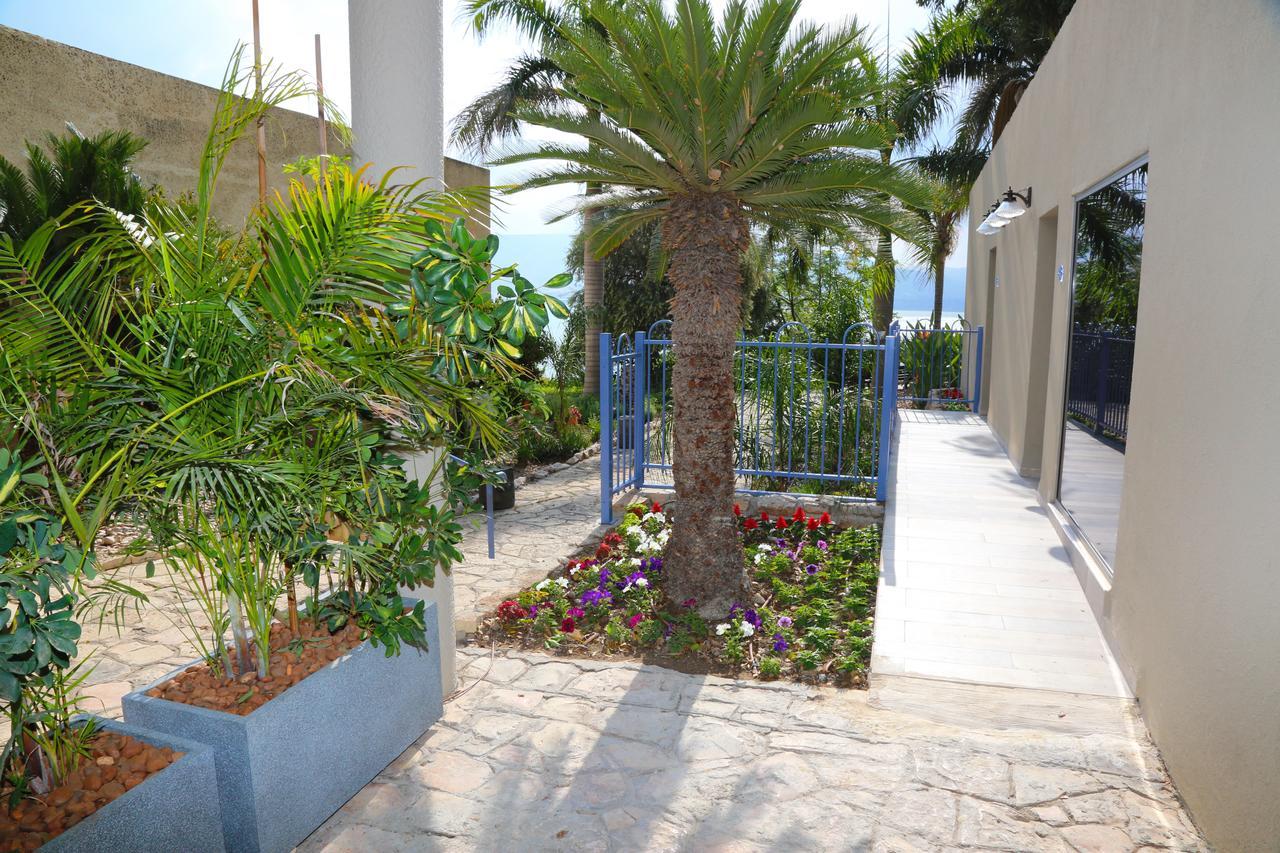 Ohalo Manor Hotel Kinneret Bagian luar foto